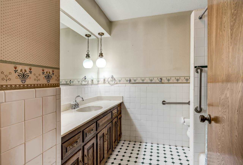 3 Bedrooms Bedrooms, 0 ,2 BathroomsBathrooms,Residential,Single Family,Quail Creek,1,132886