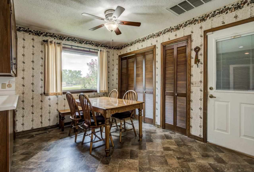 3 Bedrooms Bedrooms, 0 ,2 BathroomsBathrooms,Residential,Single Family,Quail Creek,1,132886