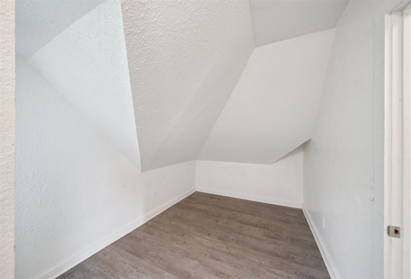 4 Bedrooms Bedrooms, 0 ,2 BathroomsBathrooms,Residential,Single Family,Husband,2,132887