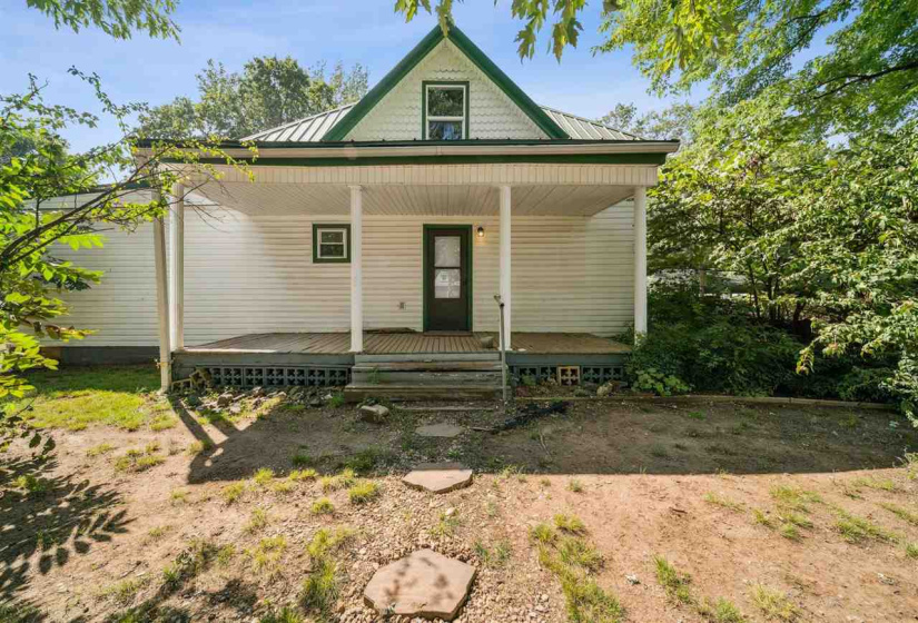 4 Bedrooms Bedrooms, 0 ,2 BathroomsBathrooms,Residential,Single Family,Husband,2,132887