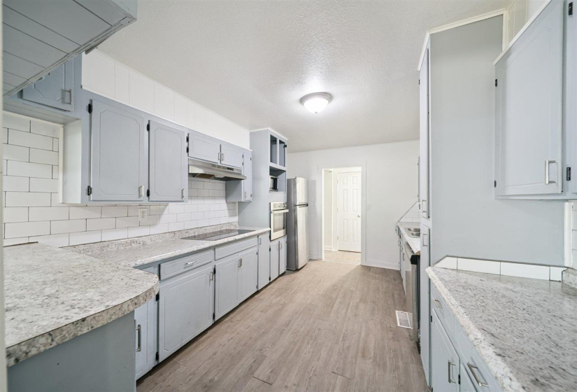 4 Bedrooms Bedrooms, 0 ,2 BathroomsBathrooms,Residential,Single Family,Husband,2,132887
