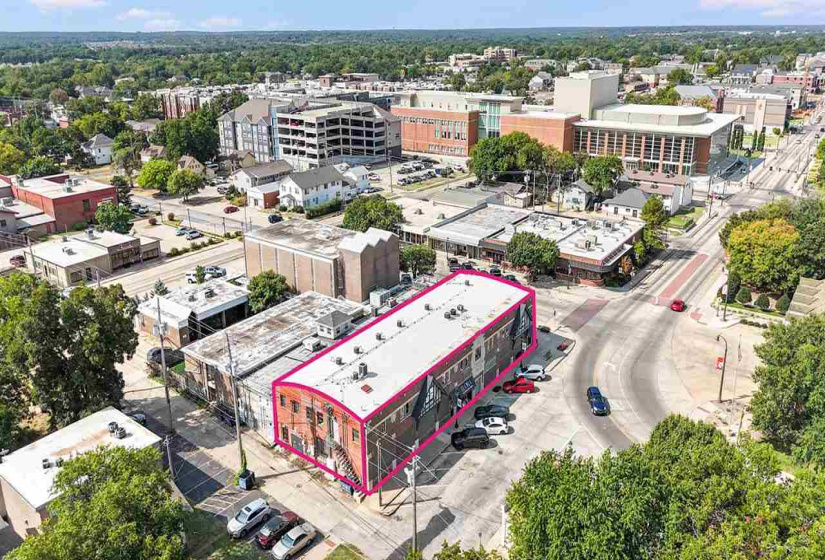 0 , 0 ,11 BathroomsBathrooms,Commercial/industrial,Commercial,Knoblock,2,132890