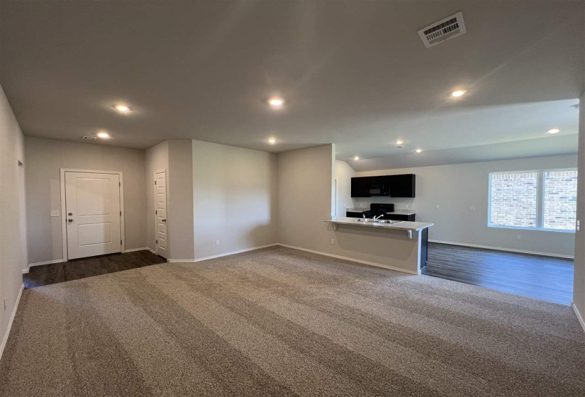 3 Bedrooms Bedrooms, 0 ,2 BathroomsBathrooms,Residential,Single Family,2nd,1,132894
