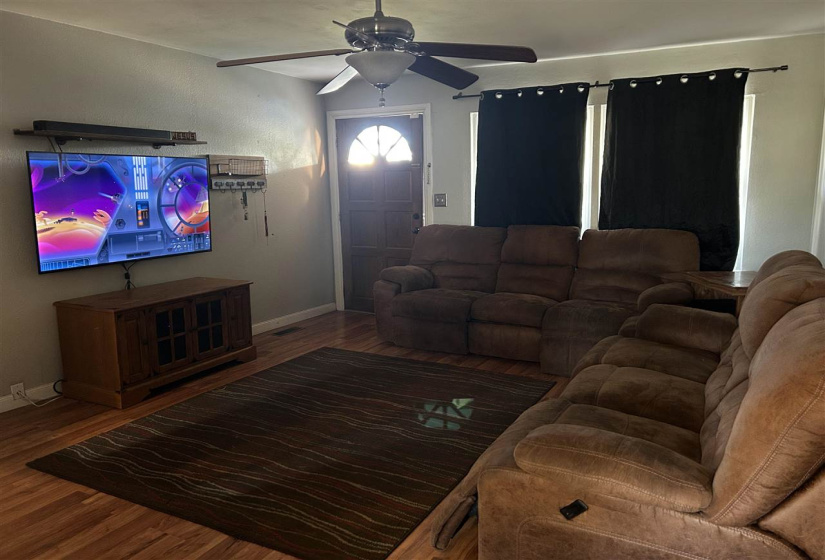 2 Bedrooms Bedrooms, 0 ,1 BathroomBathrooms,Residential,Single Family,Cherry,1,132897