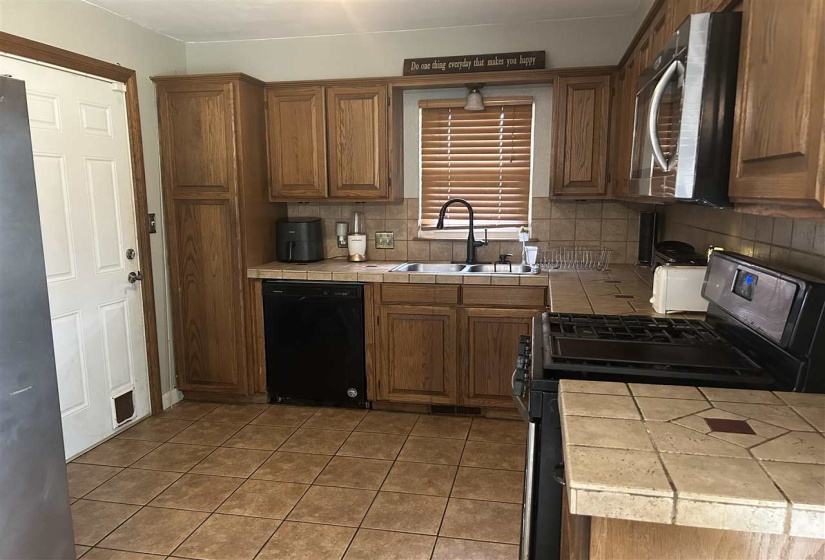 2 Bedrooms Bedrooms, 0 ,1 BathroomBathrooms,Residential,Single Family,Cherry,1,132897