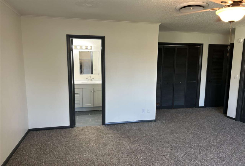 3 Bedrooms Bedrooms, 0 ,3 BathroomsBathrooms,Residential,Single Family,Hillcrest,1,132903