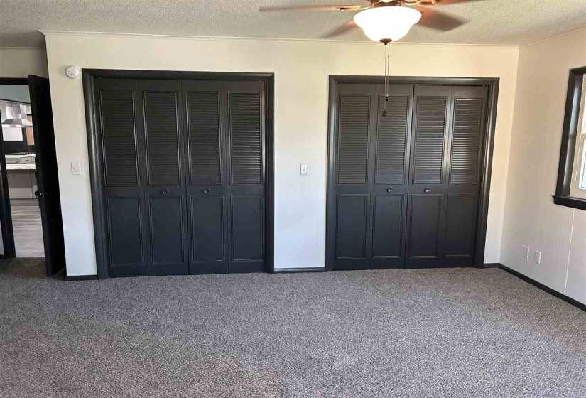 3 Bedrooms Bedrooms, 0 ,3 BathroomsBathrooms,Residential,Single Family,Hillcrest,1,132903