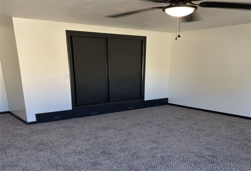 3 Bedrooms Bedrooms, 0 ,3 BathroomsBathrooms,Residential,Single Family,Hillcrest,1,132903