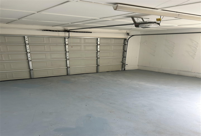 3 Bedrooms Bedrooms, 0 ,3 BathroomsBathrooms,Residential,Single Family,Hillcrest,1,132903