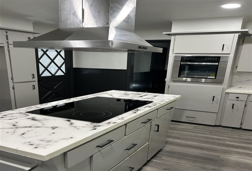 3 Bedrooms Bedrooms, 0 ,3 BathroomsBathrooms,Residential,Single Family,Hillcrest,1,132903