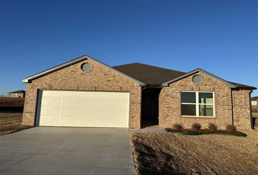 4 Bedrooms Bedrooms, 0 ,2 BathroomsBathrooms,Residential,Single Family,Blackberry,1,132914