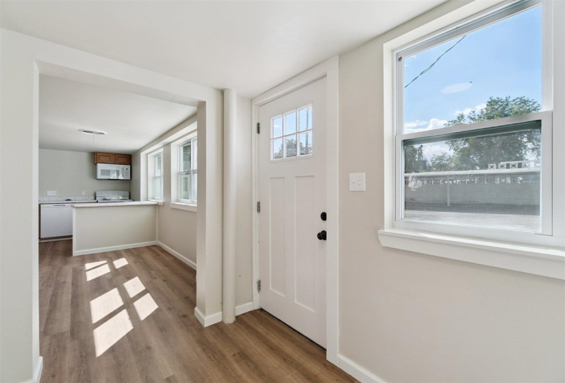 0 , 0 ,11 BathroomsBathrooms,Multi-family,Apartments,Cherry,1,132923