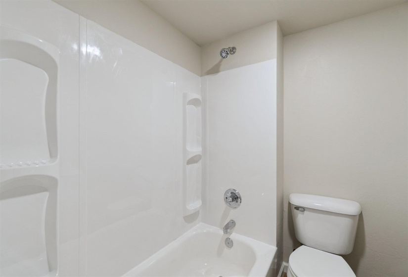 11 Bedrooms Bedrooms, 0 ,8 BathroomsBathrooms,Residential,Condominium/townhouse,Cherry,1,132922