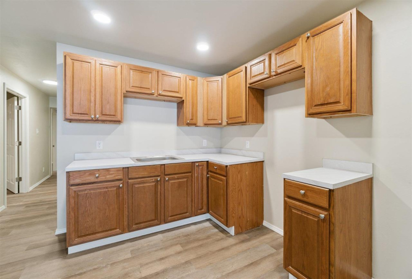 11 Bedrooms Bedrooms, 0 ,8 BathroomsBathrooms,Residential,Condominium/townhouse,Cherry,1,132922