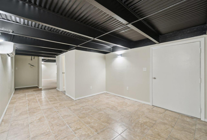 11 Bedrooms Bedrooms, 0 ,8 BathroomsBathrooms,Residential,Condominium/townhouse,Cherry,1,132922