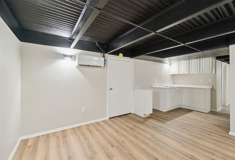 11 Bedrooms Bedrooms, 0 ,8 BathroomsBathrooms,Residential,Condominium/townhouse,Cherry,1,132922