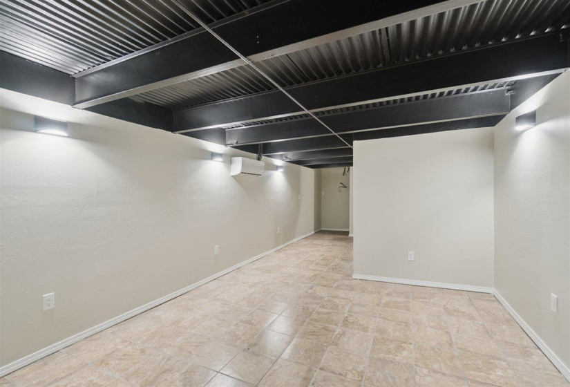 11 Bedrooms Bedrooms, 0 ,8 BathroomsBathrooms,Residential,Condominium/townhouse,Cherry,1,132922