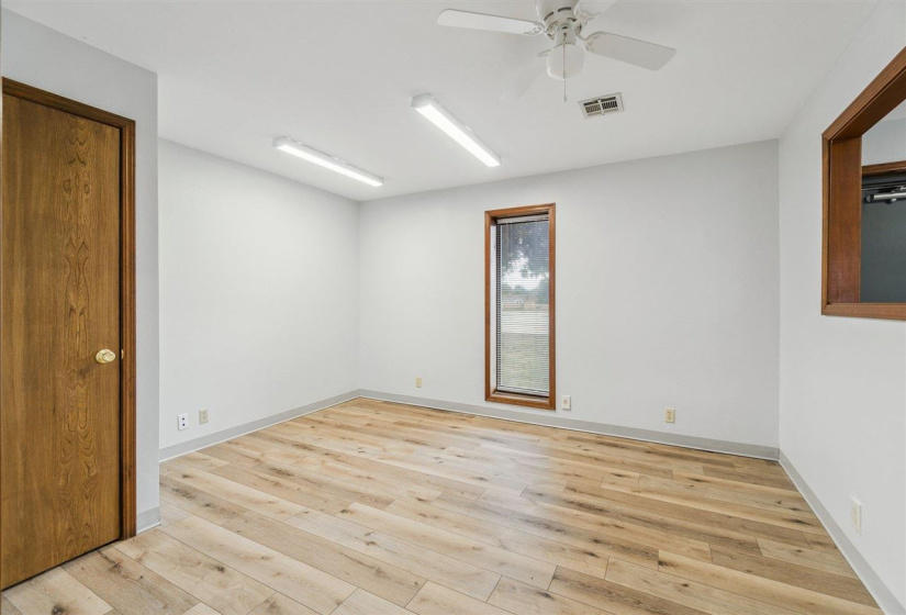 0 , 0 ,0,Residential,Single Family,Main,1,132929