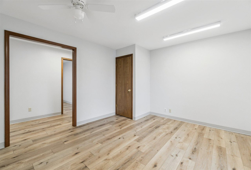 0 , 0 ,0,Residential,Single Family,Main,1,132929