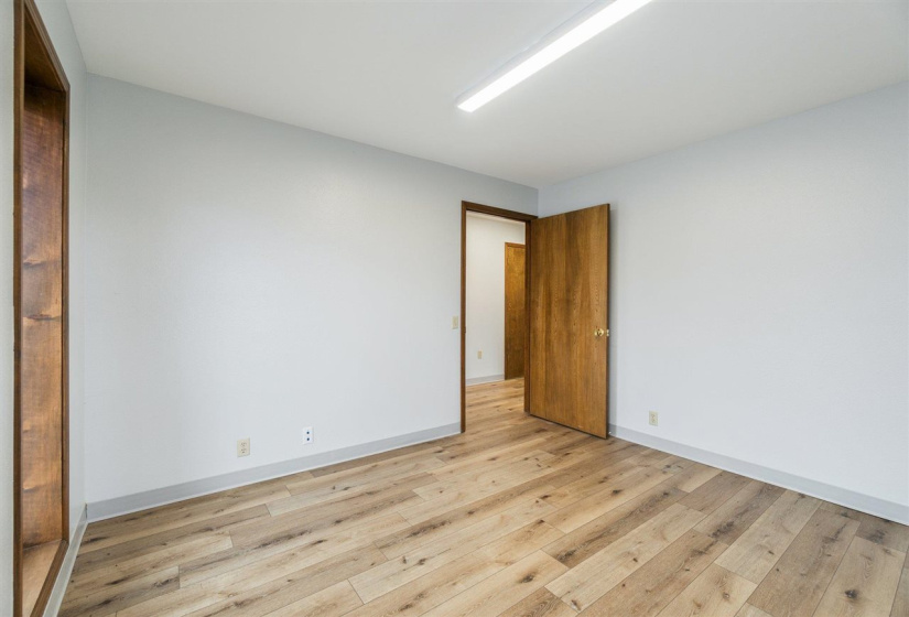 0 , 0 ,0,Residential,Single Family,Main,1,132929
