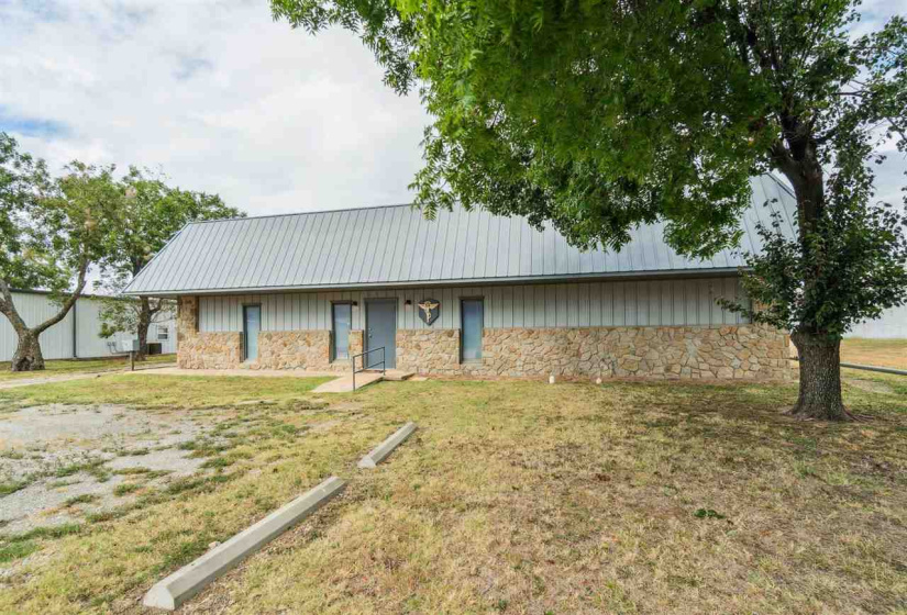 0 , 0 ,0,Residential,Single Family,Main,1,132929