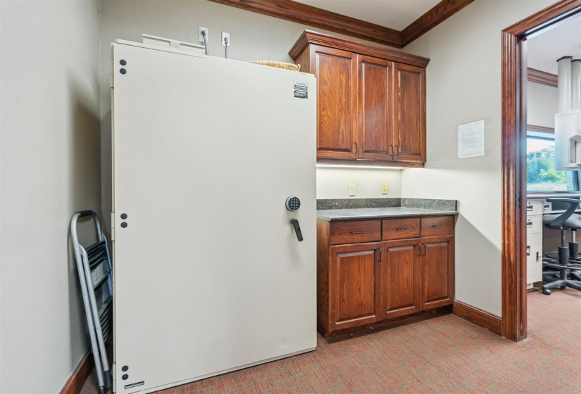 0 , 0 ,11 BathroomsBathrooms,Commercial/industrial,Commercial,Jardot,1,132930