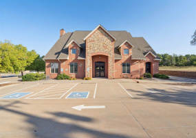 0 , 0 ,11 BathroomsBathrooms,Commercial/industrial,Commercial,Jardot,1,132930