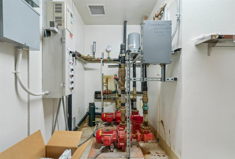 0 , 0 ,11 BathroomsBathrooms,Commercial/industrial,Commercial,Jardot,1,132930