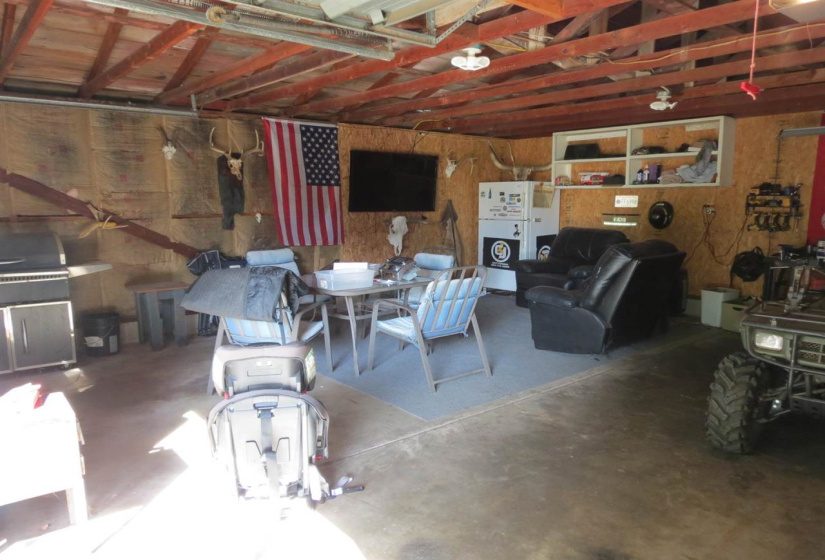 2 Bedrooms Bedrooms, 0 ,1 BathroomBathrooms,Residential,Single Family,3rd,1,132935