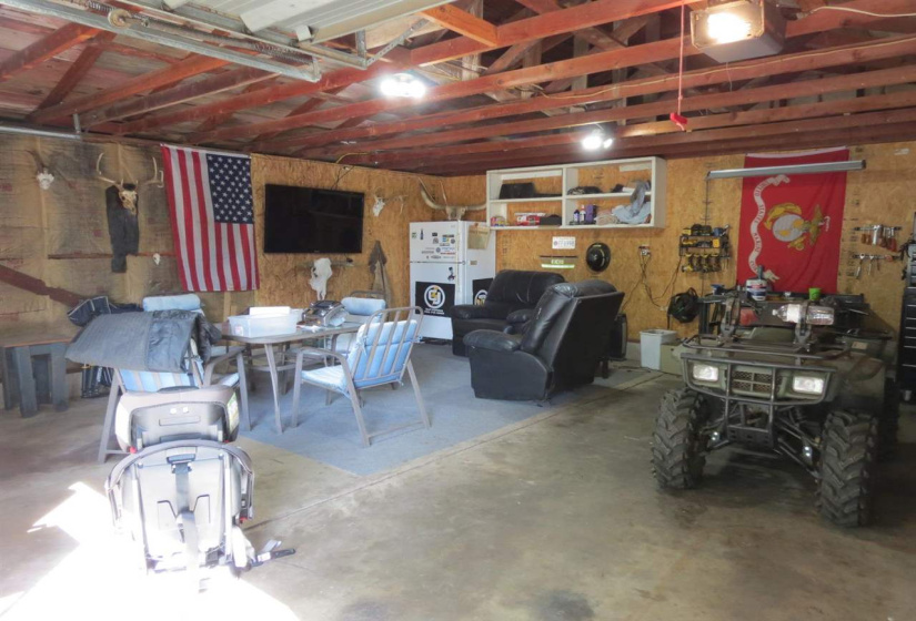 2 Bedrooms Bedrooms, 0 ,1 BathroomBathrooms,Residential,Single Family,3rd,1,132935