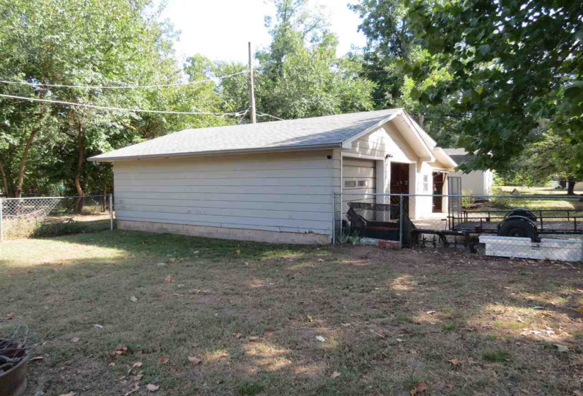 2 Bedrooms Bedrooms, 0 ,1 BathroomBathrooms,Residential,Single Family,3rd,1,132935