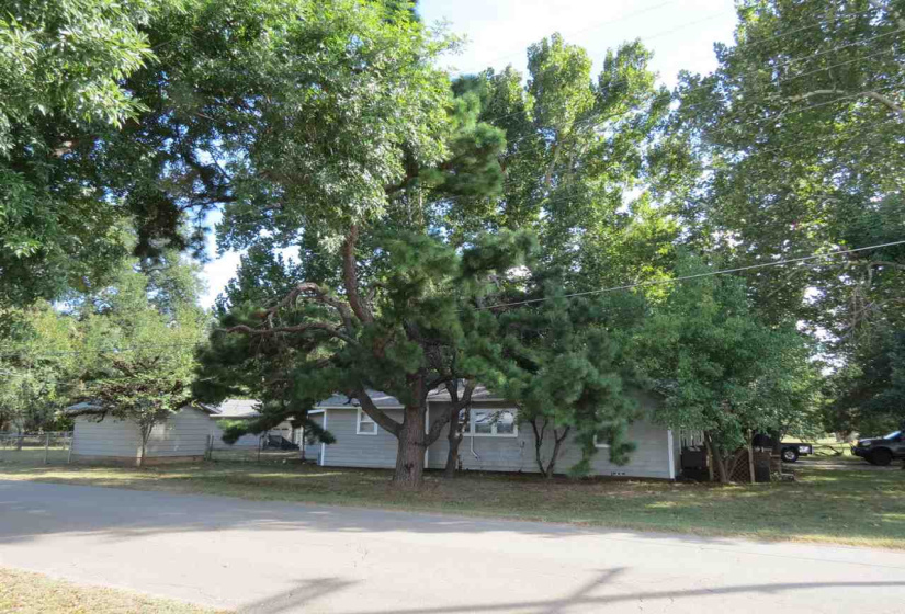 2 Bedrooms Bedrooms, 0 ,1 BathroomBathrooms,Residential,Single Family,3rd,1,132935