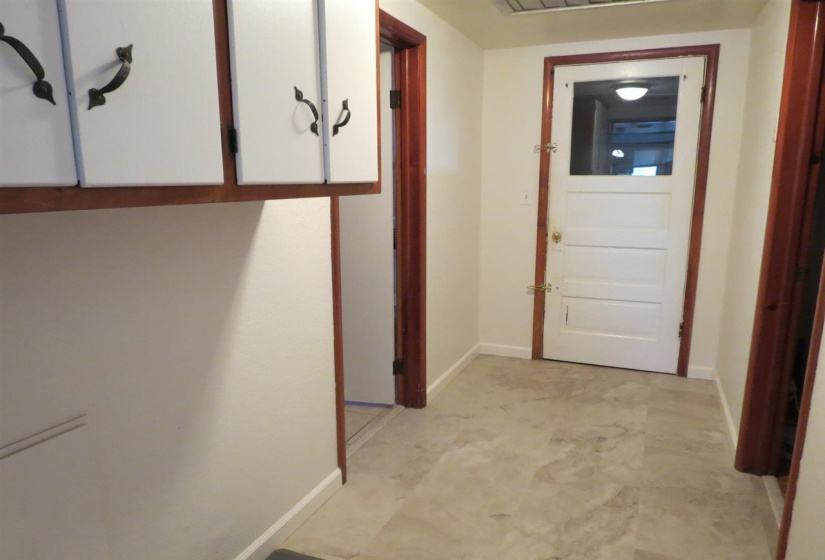 2 Bedrooms Bedrooms, 0 ,1 BathroomBathrooms,Residential,Single Family,3rd,1,132935