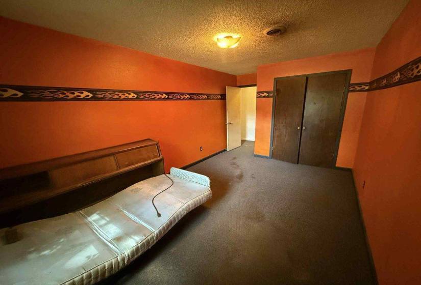 3 Bedrooms Bedrooms, 0 ,2 BathroomsBathrooms,Residential,Single Family,4th,1,132938