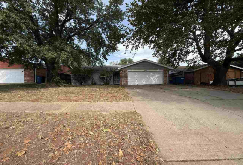 3 Bedrooms Bedrooms, 0 ,2 BathroomsBathrooms,Residential,Single Family,4th,1,132938