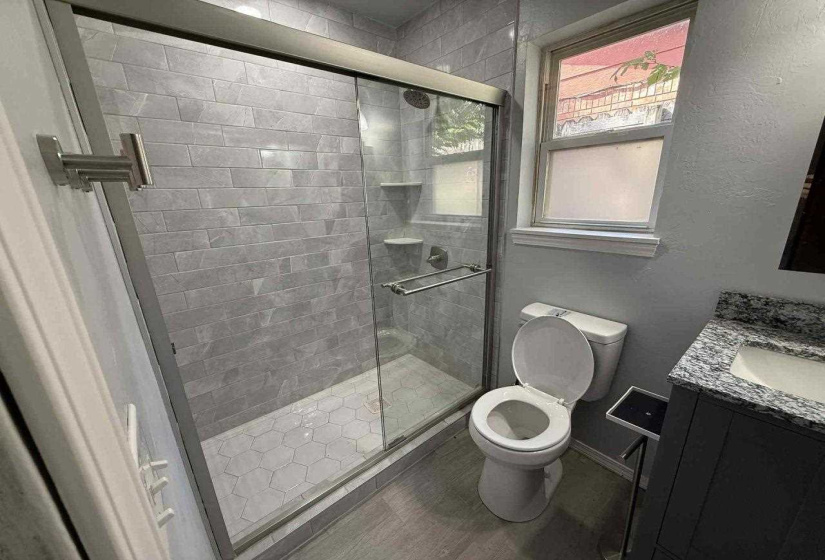 3 Bedrooms Bedrooms, 0 ,2 BathroomsBathrooms,Residential,Single Family,4th,1,132938