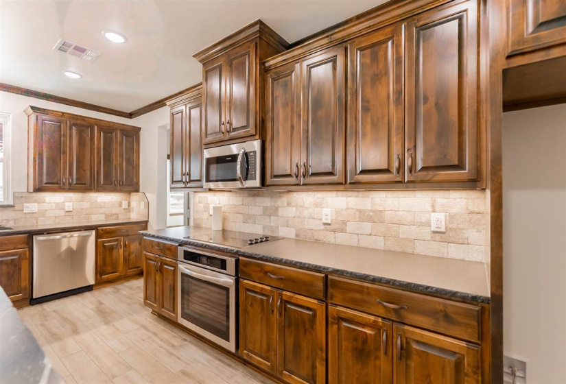 4 Bedrooms Bedrooms, 0 ,2 BathroomsBathrooms,Residential,Single Family,Crooked Oak,1,132939