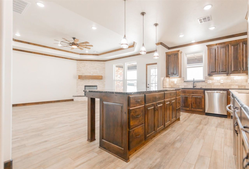 4 Bedrooms Bedrooms, 0 ,2 BathroomsBathrooms,Residential,Single Family,Crooked Oak,1,132939