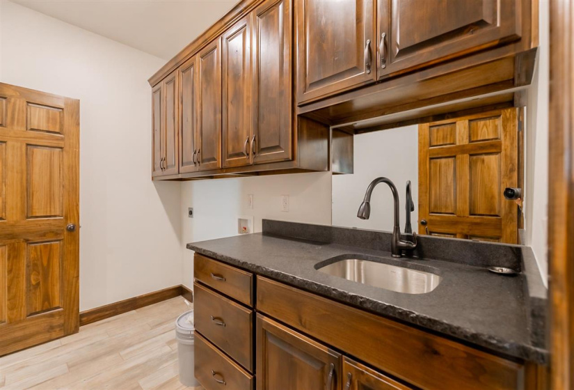 4 Bedrooms Bedrooms, 0 ,2 BathroomsBathrooms,Residential,Single Family,Crooked Oak,1,132939