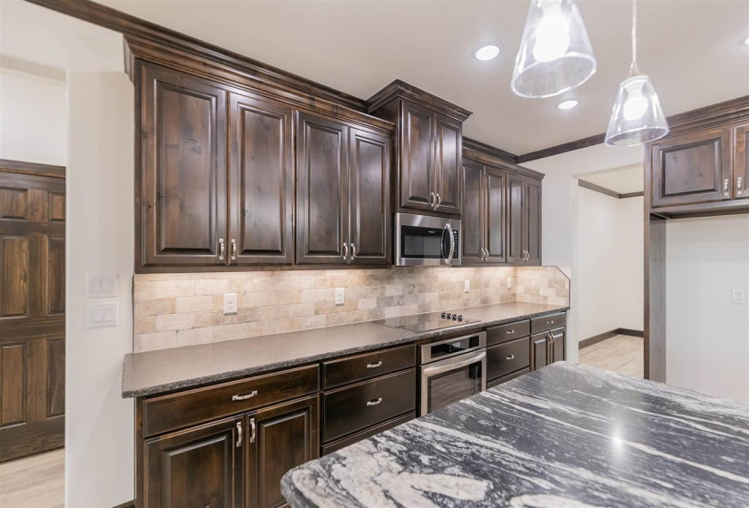 4 Bedrooms Bedrooms, 0 ,2 BathroomsBathrooms,Residential,Single Family,Deer Meadows,1,132941