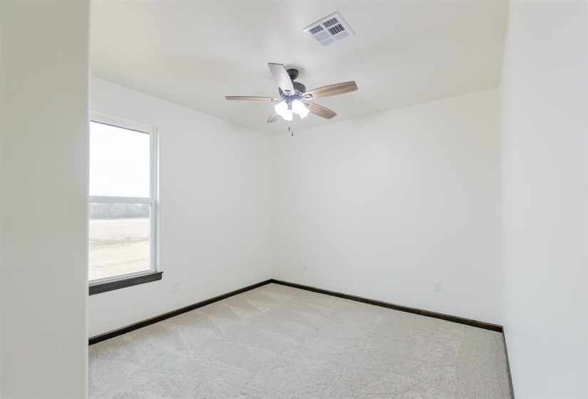 4 Bedrooms Bedrooms, 0 ,2 BathroomsBathrooms,Residential,Single Family,Deer Meadows,1,132941