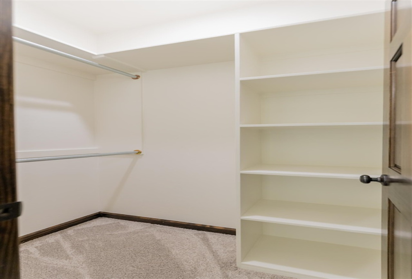 4 Bedrooms Bedrooms, 0 ,2 BathroomsBathrooms,Residential,Single Family,Deer Meadows,1,132941