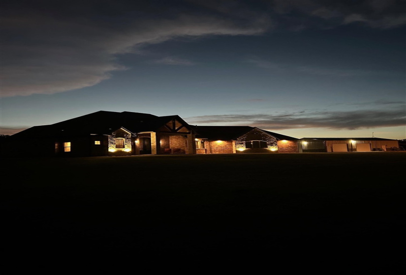3 Bedrooms Bedrooms, 0 ,2 BathroomsBathrooms,Residential,Single Family,3310,1,132958