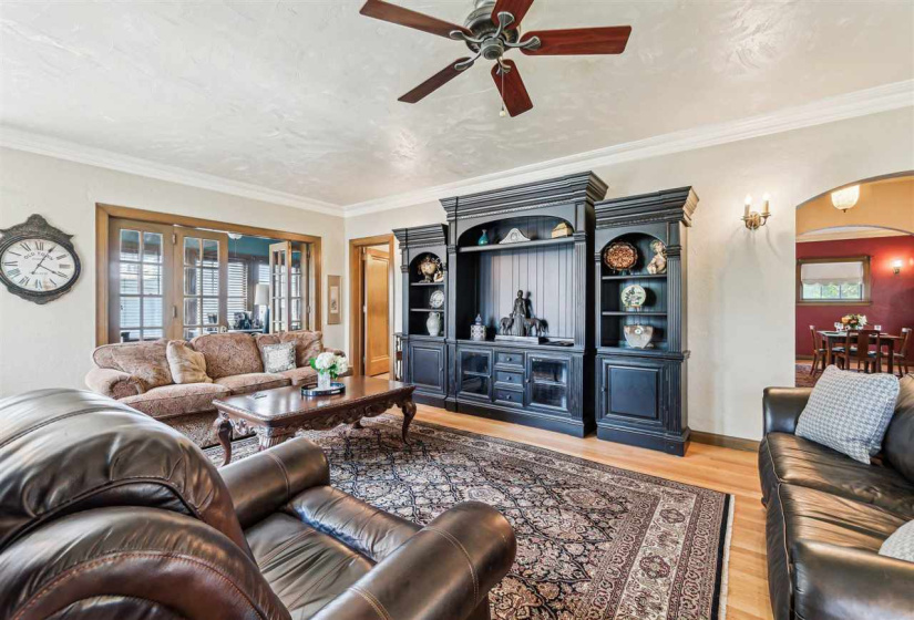 5 Bedrooms Bedrooms, 0 ,3 BathroomsBathrooms,Residential,Single Family,Moses,2,132963