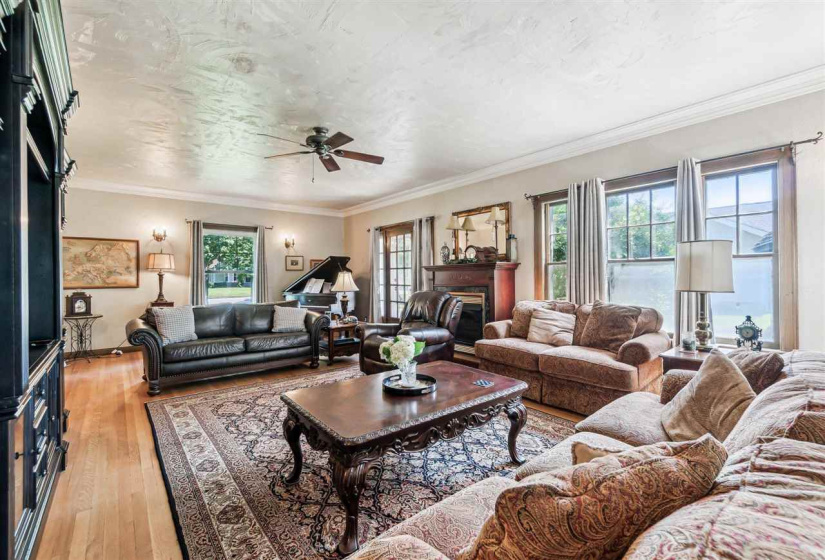 5 Bedrooms Bedrooms, 0 ,3 BathroomsBathrooms,Residential,Single Family,Moses,2,132963