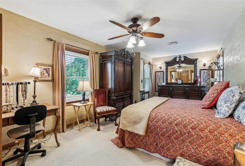 5 Bedrooms Bedrooms, 0 ,3 BathroomsBathrooms,Residential,Single Family,Moses,2,132963