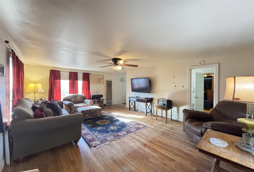 5 Bedrooms Bedrooms, 0 ,3 BathroomsBathrooms,Residential,Single Family,Moses,2,132963
