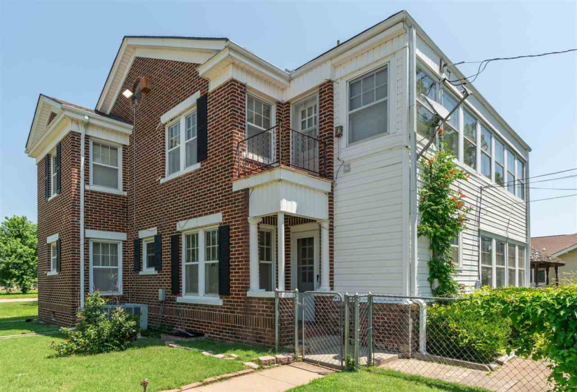 5 Bedrooms Bedrooms, 0 ,3 BathroomsBathrooms,Residential,Single Family,Moses,2,132963
