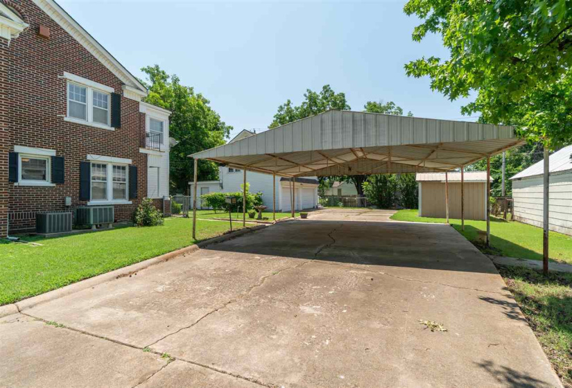 5 Bedrooms Bedrooms, 0 ,3 BathroomsBathrooms,Residential,Single Family,Moses,2,132963