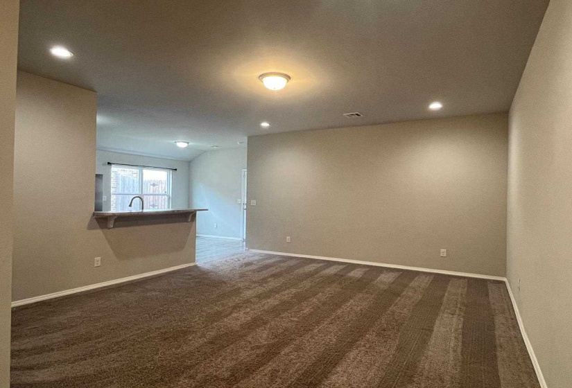 3 Bedrooms Bedrooms, 0 ,2 BathroomsBathrooms,Residential,Single Family,Moore,1,132964